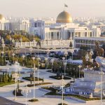 Vista del centro de Asjabad, capital de Turkmenistan. Shutterstock