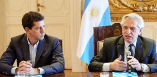 El díscolo ministro del interior Wado de Pedro junto al presidente Alberto Fernández.