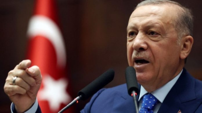 Erdogan se quejó de la injerencia de los gobiernos occidentales. Foto: AFP - TELAM SE 2022.