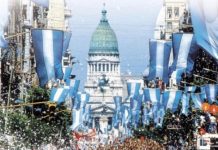 El 30 de octubre de 1983 es recordado como el día que se restauró la democracia en la República Argentina, cuando los ciudadanos del país pudieron volver a depositar sueños, esperanzas e ideales dentro de una urna con su voto y así restaurar un sistema de derecho y valores democráticos. El 10 de diciembre asumió el primer presidente electo en esta nueva etapa, Raúl Alfonsín